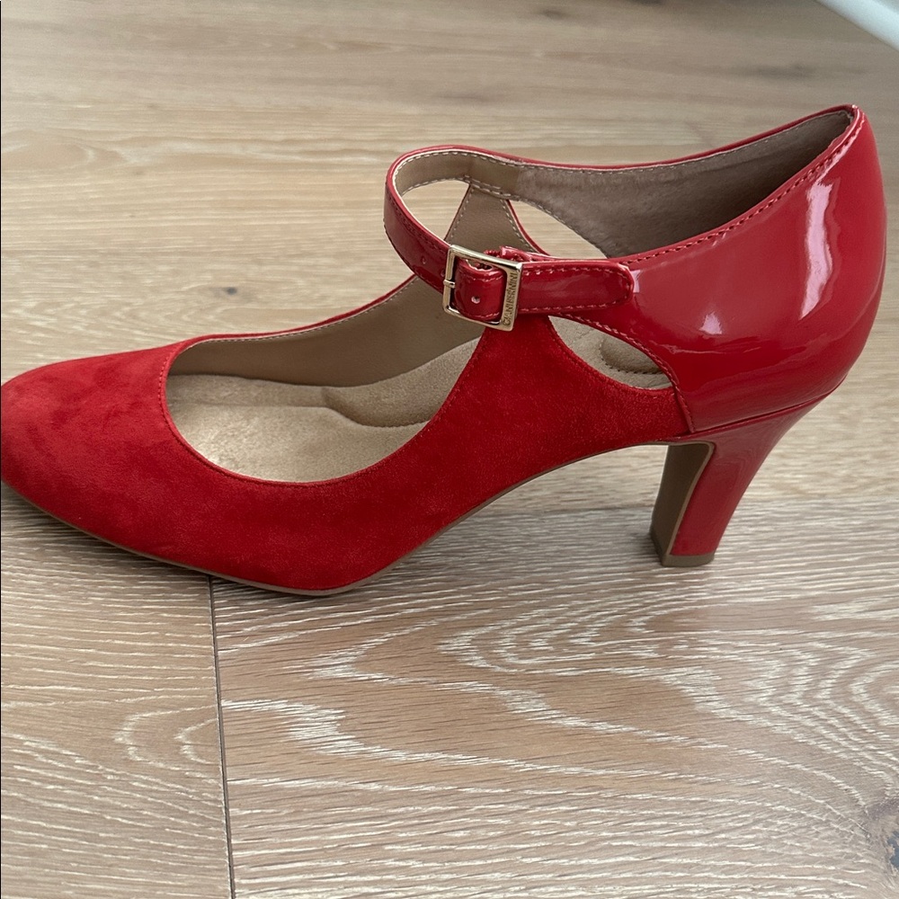 Elegant Red Women's Heels Size 10 Nearly new